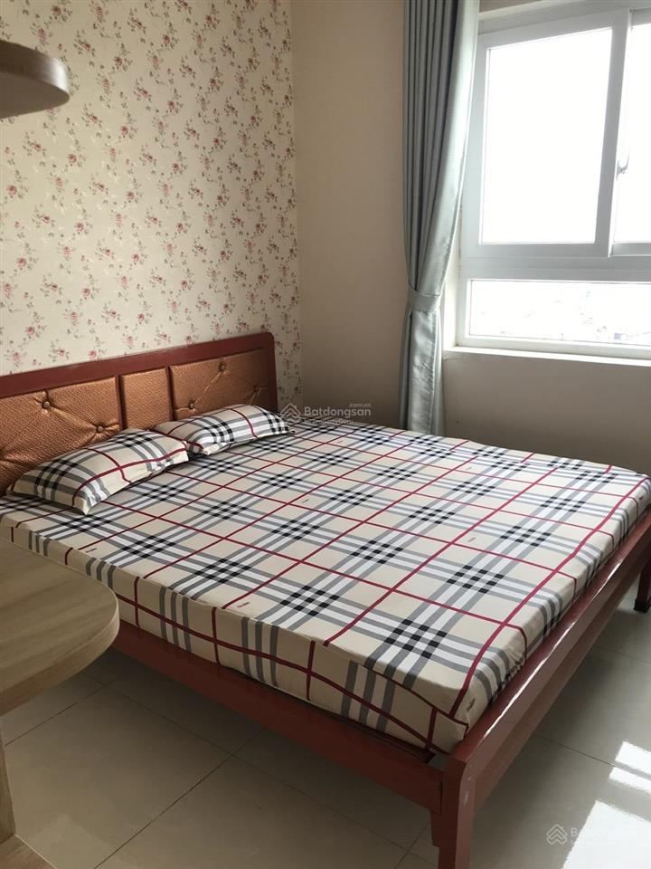 Kẹt tiền bán gấp căn hộ oriental plaza 90m2 giá rẻ hợp lý trong khu vực