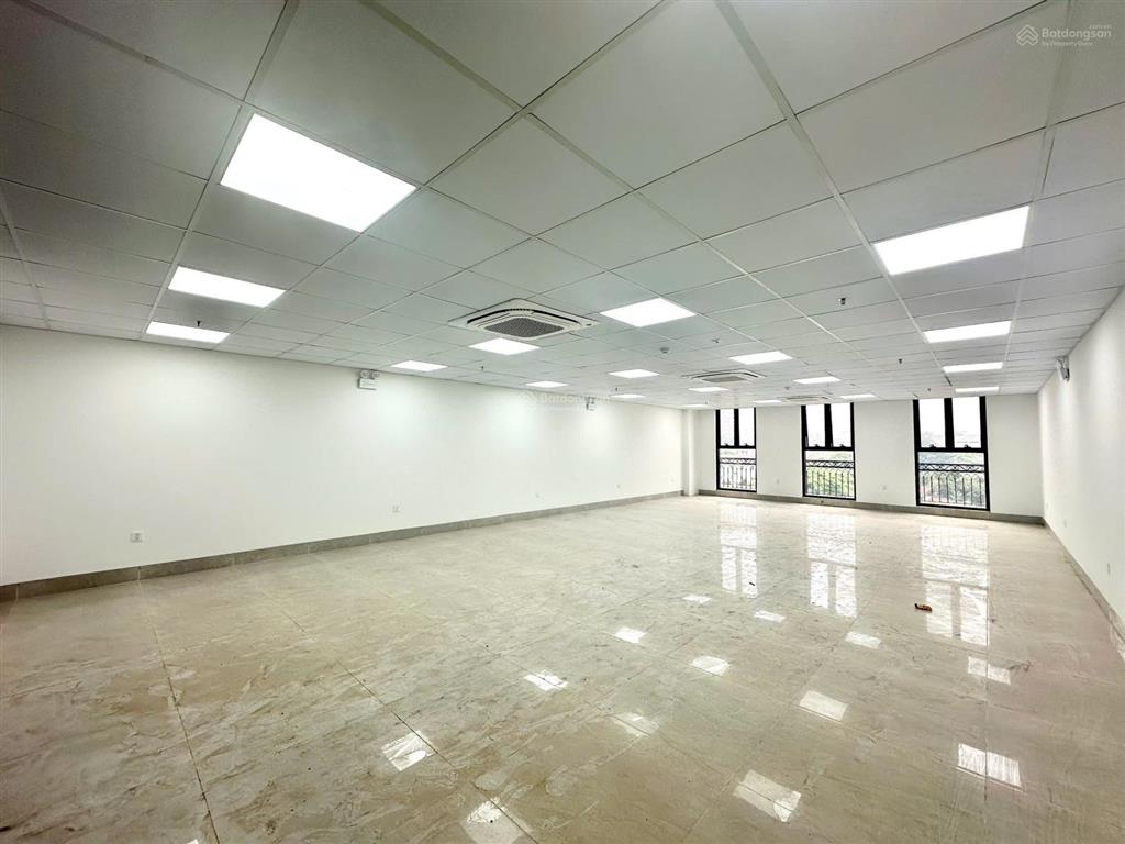 Cho thuê văn phòng tại khuất duy tiến, 30 triệu vnd, 140m2, hàng hiếm tại giá tốt