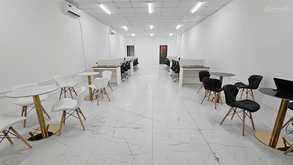 Cho thuê gấp văn phòng đẹp  vị trí chiến lược tại kdc vĩnh lộc, bình tân
