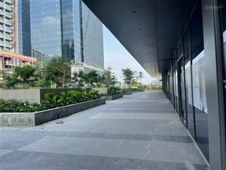 Chính chủ muốn cho thuê shophouse opera metropole mặt đường r12 giá 180tr 2 tầng 197m2