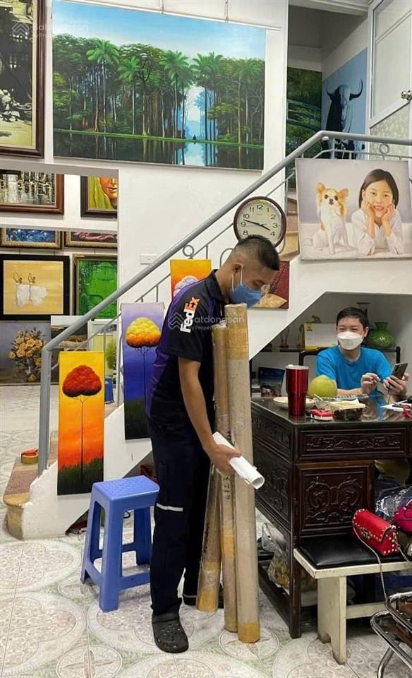 Chủ nhà cần bán nhà ngõ 31 xuân diệu, tây hồ, 52m2, vài bước ra hồ tây, mua ở hay đầu tư lâu dài