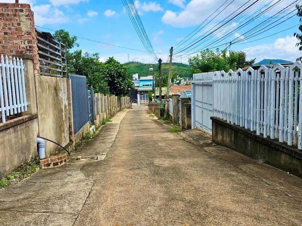 Bán nhanh lô nền 250m2 sổ sẵn chính chủ