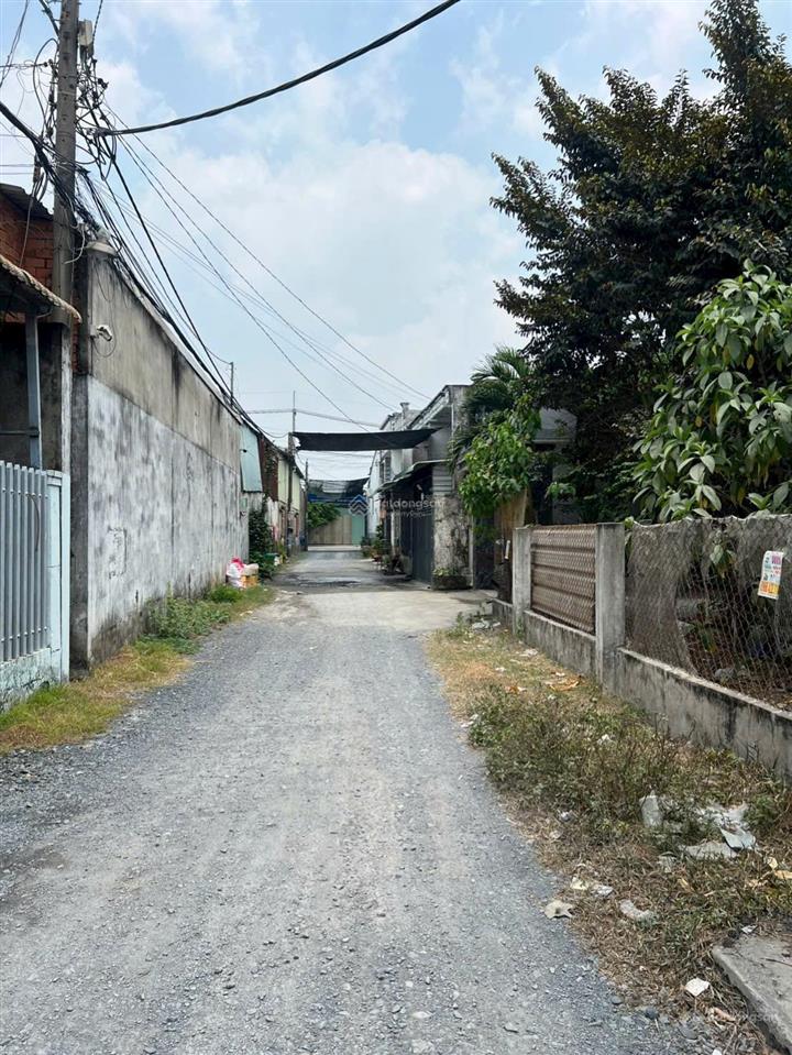 Bán kho, nhà xưởng tại 1/đường nữ dân công, 1,8 tỷ, 173,2 m2, uy tín, giá tốt