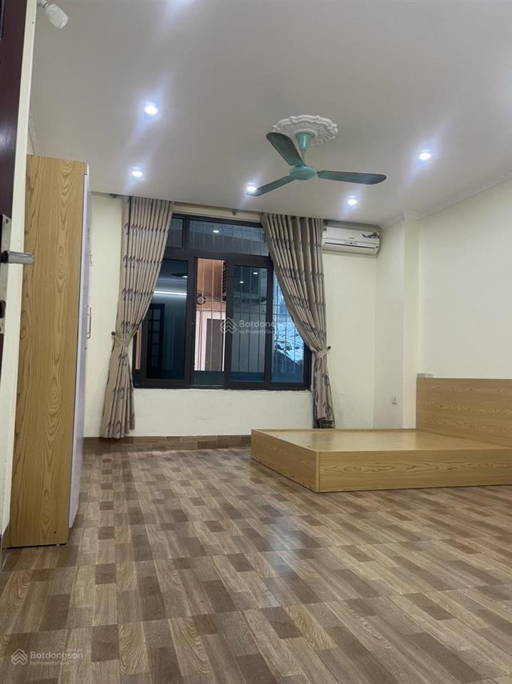 Siêu rẻ  cần bán tòa ccmn 58 m2 tại mặt ngõ 143 đê trần khát chân, vĩnh tuy, hn