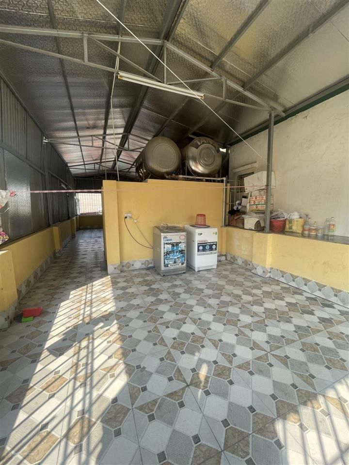 Siêu rẻ  cần bán tòa ccmn 58 m2 tại mặt ngõ 143 đê trần khát chân, vĩnh tuy, hn