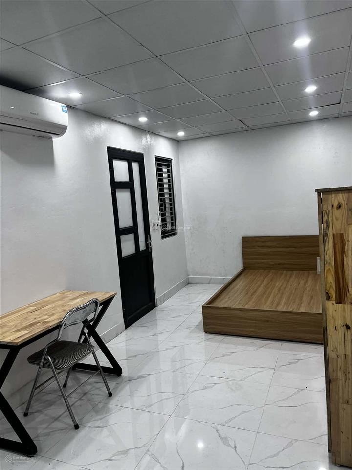 Cần bán nhà mặt phố giáp bát, hoàng mai, hà nội  195m2 đất  gần bến xe giáp bát, giá quá rẻ