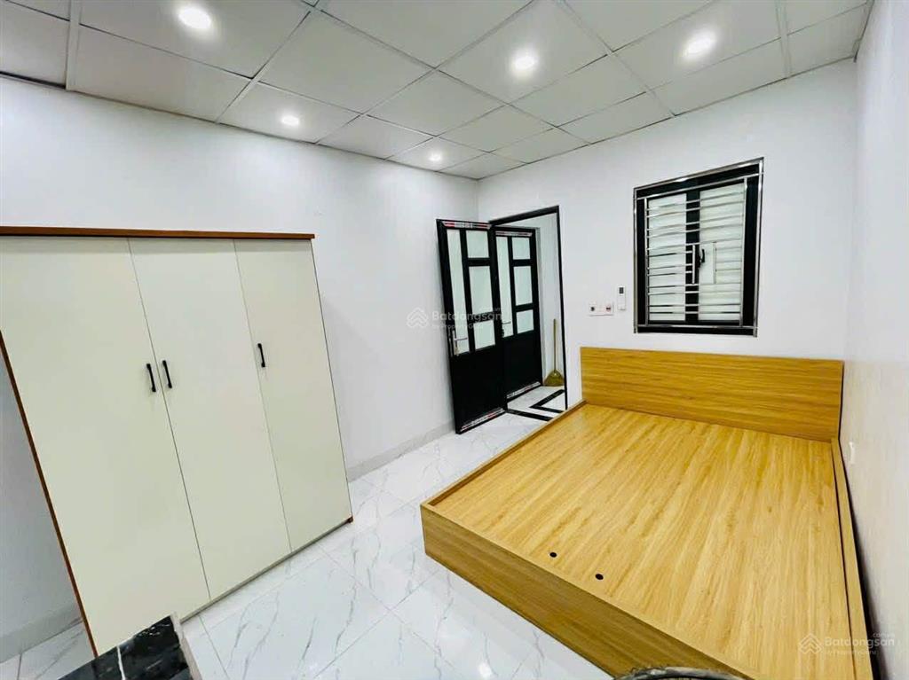 Cần bán nhà mặt phố giáp bát, hoàng mai, hà nội  195m2 đất  gần bến xe giáp bát, giá quá rẻ