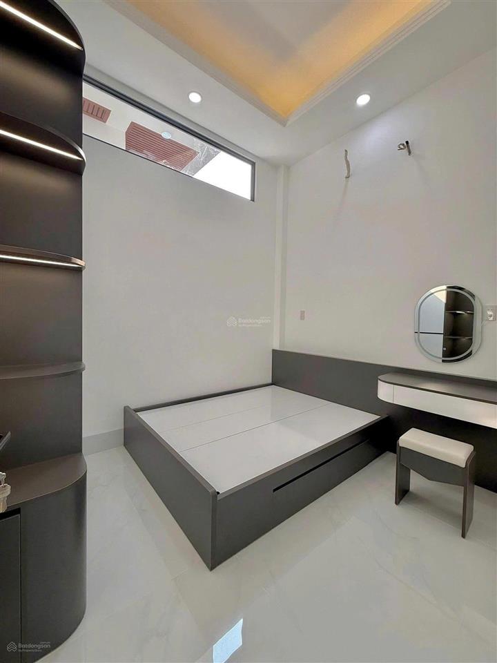 Nhà gần cổng 11, phường phước tân tặng nội thất mới 80 triệu