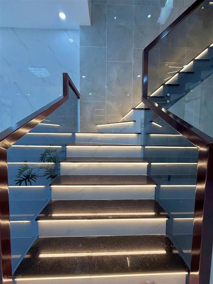 Nhà gần cổng 11, phường phước tân tặng nội thất mới 80 triệu