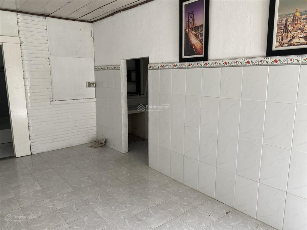 Cho thuê căn hộ nhà mặt tiền đường điện biên phủ