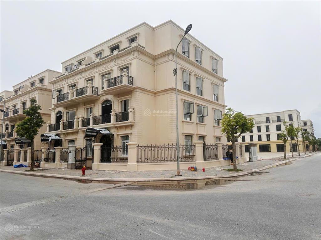 Căn song lập đảo vua giá 13,5 tỷ hàng chủ đầu tư vinhomes ngay cạnh tt vincom vũ yên!