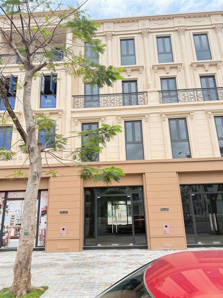 Shophouse 2 mặt tiền trục hạnh phúc 42m vinhomes royal island vũ yên  voucher 30% chỉ từ 9,1 tỷ