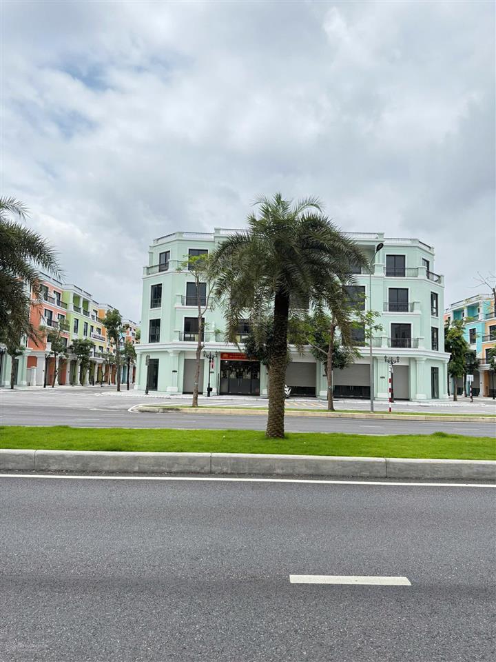 Shophouse 2 mặt tiền trục hạnh phúc 42m vinhomes royal island vũ yên  voucher 30% chỉ từ 9,1 tỷ