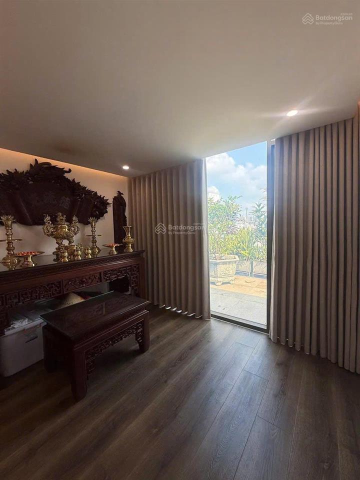 Góc 2mt giá đầu tư ! ngay nhà ga t3  18 x 20m(360m2)  5 tầng  thuê  100tr/th giá 48 tỷ