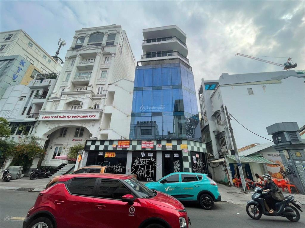 Mặt tiền sư vạn hạnh  quận 10  nở 15m x 15m (160m²)  5 tầng  giá 30 tỷ