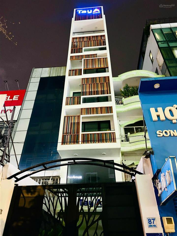 Hđt 100tr/tháng toà nhà quang trung  gv  180m2  6 tầng giá 18 tỷ
