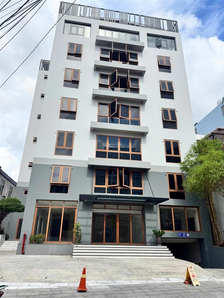 Tòa nhà đưởng lê văn sỹ  9 x 20m  6 tầng thuê  100 triệu /th giá 29 tỷ