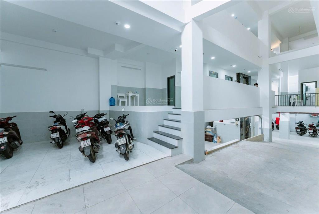 Hđt 120tr/tháng đường thạch thị thanh  q1  6 x 20m (120m2)  5 tầng giá chỉ 25 tỷ