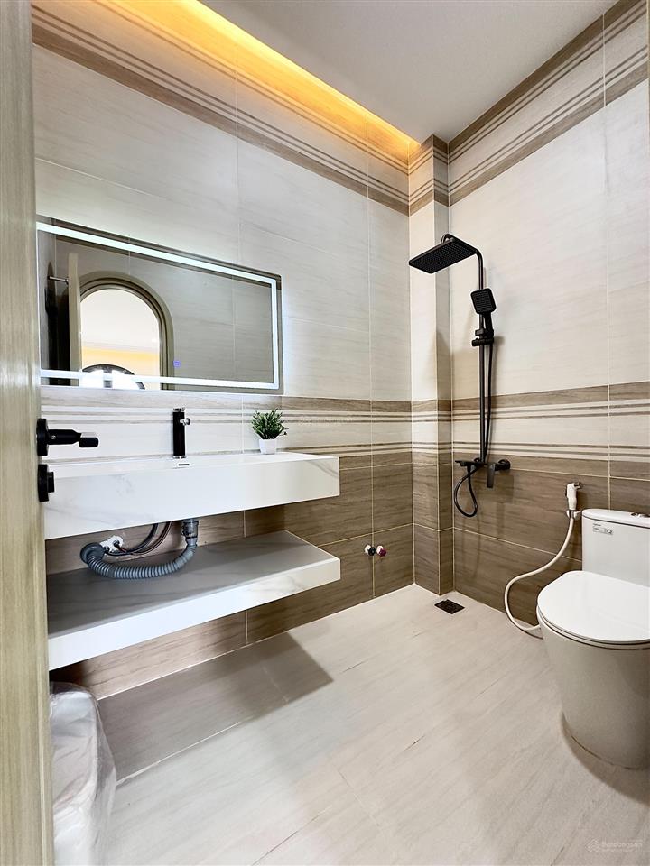 Chdv cao cấp  phong cách hiện đại đầy đủ tiện nghi có cho thuê ngắn hạn ngay trường sa  tân bình