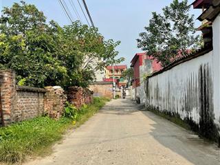 Chính chủ em cần bán lô đất có dt 92,9m2 tại yên tàng, bắc phú cũ