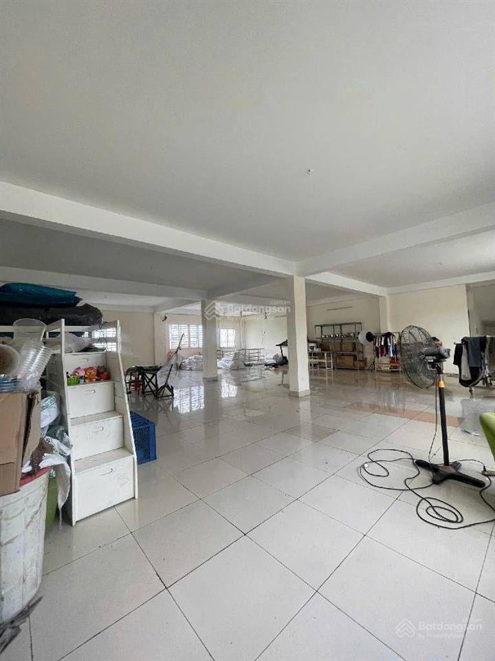 Bán nhà riêng 12 tỷ, 302m2 tại huỳnh thiện lộc, hòa thạnh, tân phú, hcm