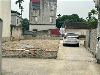 47m xóm trong, uy nỗ trung tâm xã đông anh  ô tô 7 chỗ đỗ cửa  vị trí đẹp  gần viện  chợ