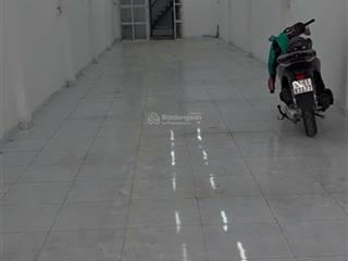 Bán nhà mặt tiền kinh doanh đường tỉnh lộ 10 giá rẻ 11,8 tỷ