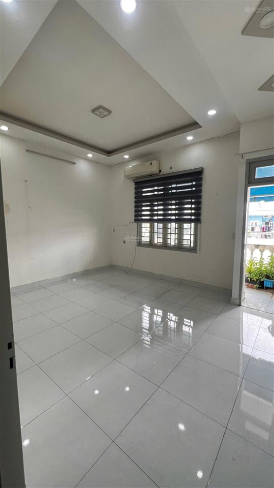 Bán nhà riêng 3 lầu tại quốc lộ 1a, quận 12, 5,5 tỷ, 65,9m2 giá cực chất chính chủ