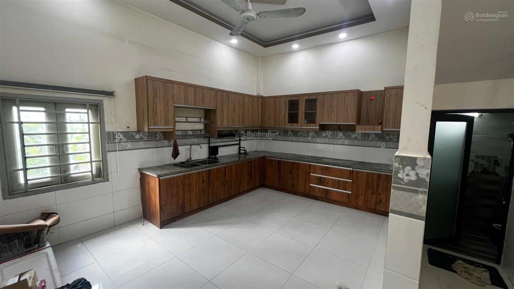 Bán nhà riêng 3 lầu tại quốc lộ 1a, quận 12, 5,5 tỷ, 65,9m2 giá cực chất chính chủ