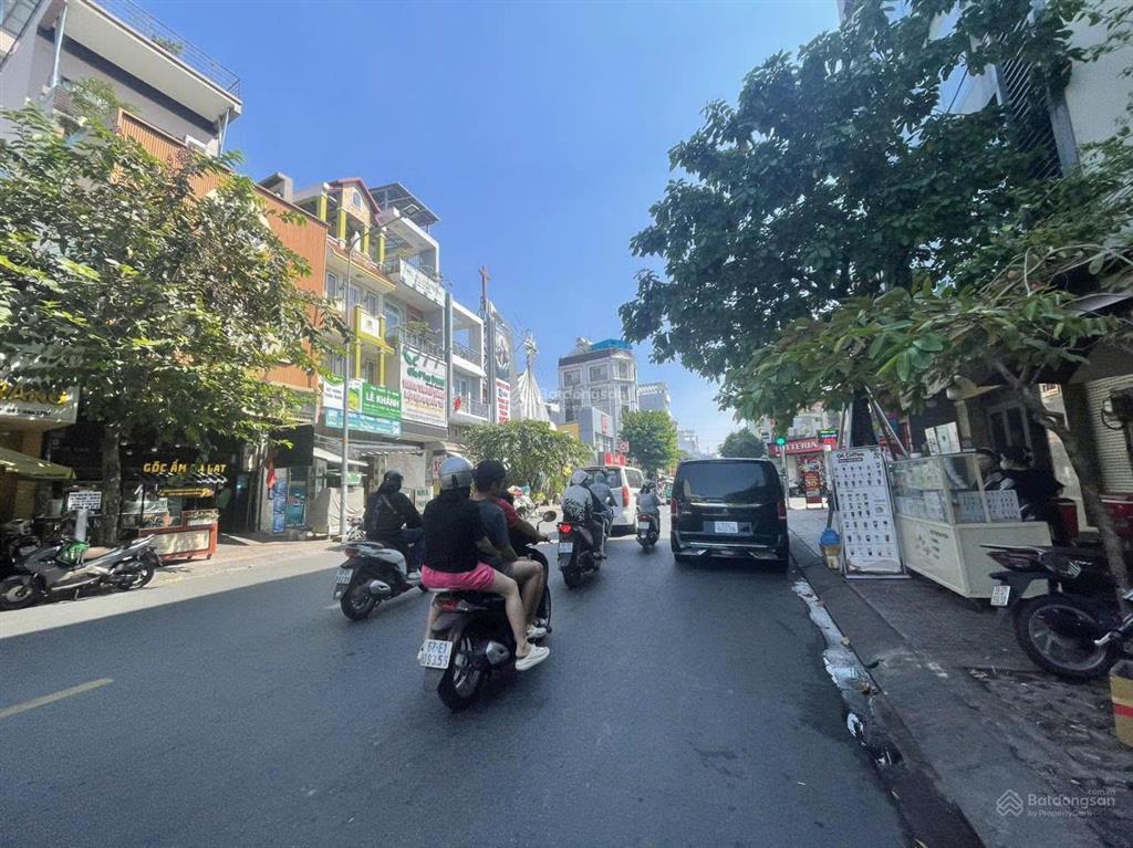 Ngay chợ bến thành !bán nhà mt 118120 calme quận 1, dt8x205 tầng giá bán 130 tỷ