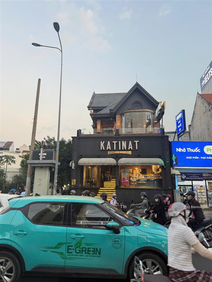 Siêu hot ! bán nhà 2 mt đường tân sơn nhì quận tân phú, dt10x20m5 tầnghdt 200tr/tháng giá 49 tỷ