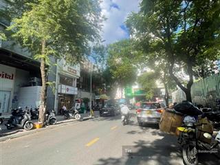 Bán tòa nhà khách sạn 2mt đông du p bến nghé quận 1, dt 13x18m  2 hầm 10 tầng, giá bán 200 tỷ