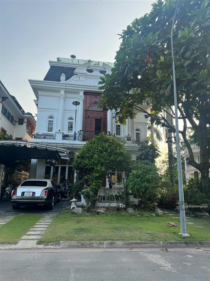 Bán biệt thự lan anh villa quận 2, tp thủ đứcdt15x26công nhận 400m23 tầng giá 240 tỷ