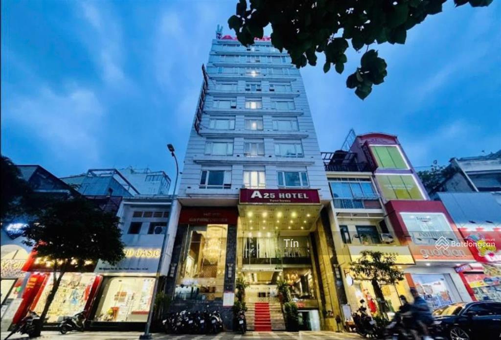 Bán tòa nhà 180182 nguyễn trãi p bến thành quận 1, dt 12x22 cn 235m2  kc hầm 10 tầng giá 450 tỷ