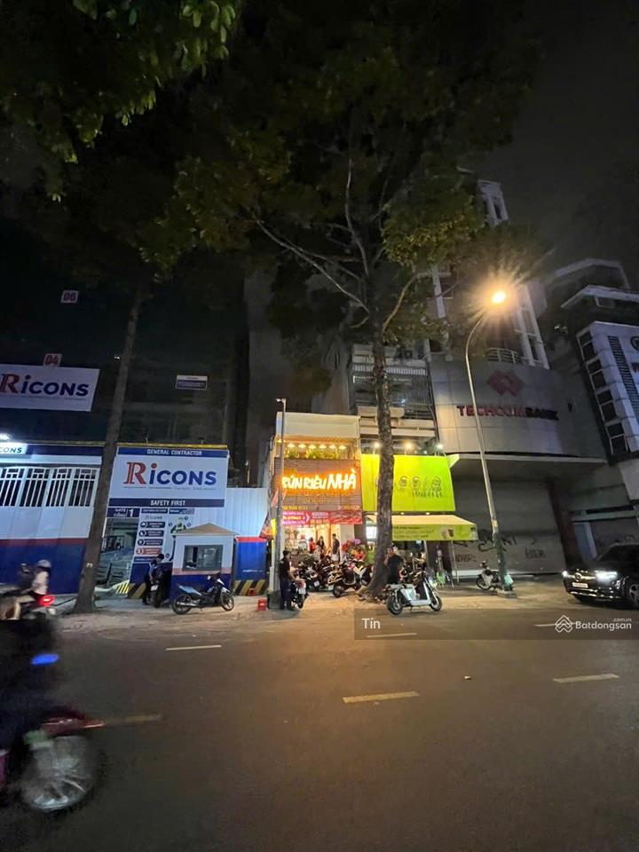 Bán nhà 2 mặt tiền 65a cao thắng, phường bàn cờ. dt 8x20m, 5 tầng, hđt 200tr/tháng. giá bán 55 tỷ