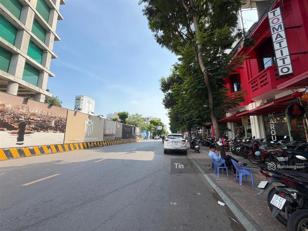 Bán nhà mt calmet, đối diện the one central, dt 6x20, 7 tầng, hđt 200tr/tháng, giá bán 40 tỷ