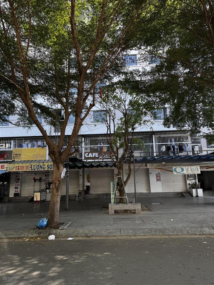 Bán nhanh căn hộ tầng trệt vừa ở vừa kinh doanh tại chung hud phước long, nha trang giá 3 tỷ 2 .