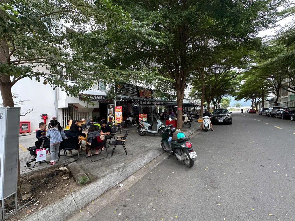 Bán nhanh căn hộ tầng trệt vừa ở vừa kinh doanh tại chung hud phước long, nha trang giá 3 tỷ 2 .