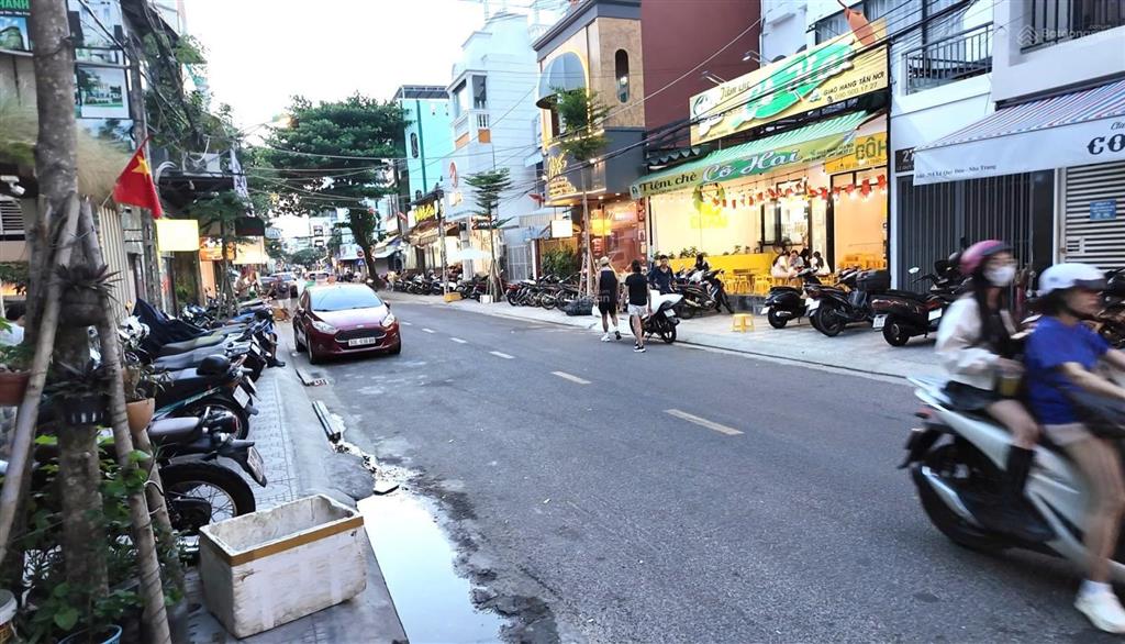 Bán đất mặt tiền khu phố tây, thành phố nha trang, bề ngang 9 mét, vuông đẹp sổ 225m2 full thổ