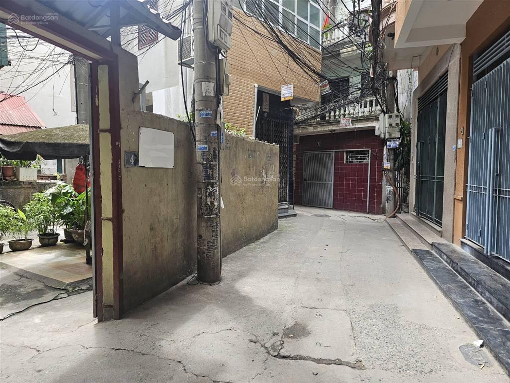 Bán nhà lê quý đôn 60m2  6 ngủ  vf3 đỗ cổng  30m ra phố  ở hay cho thuê đều tốt ngõ thông rộng