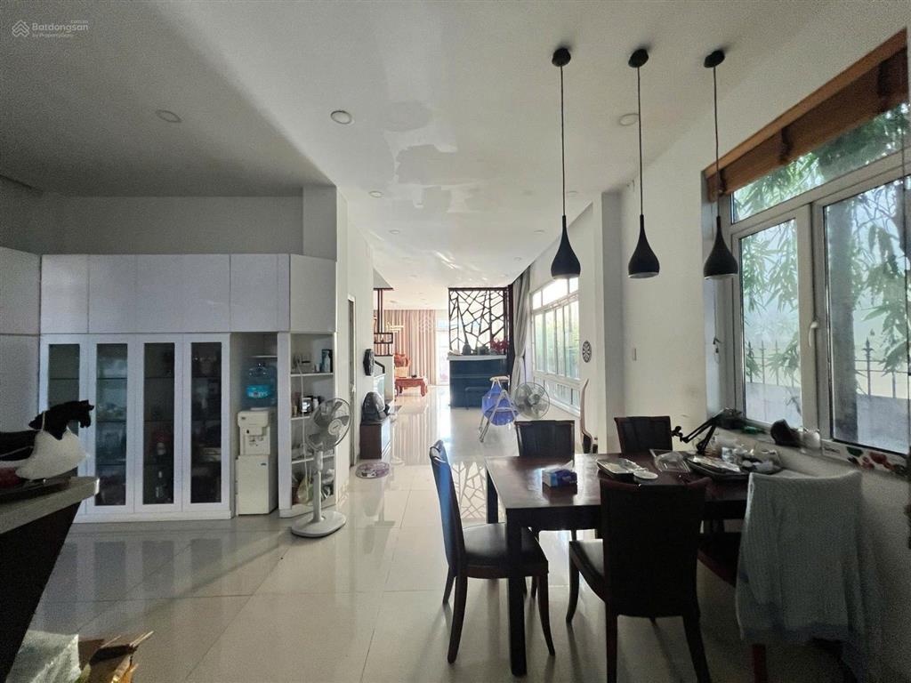 Biệt thự làng tăng phú 197m, gần 500m sàn, 18 tỷ