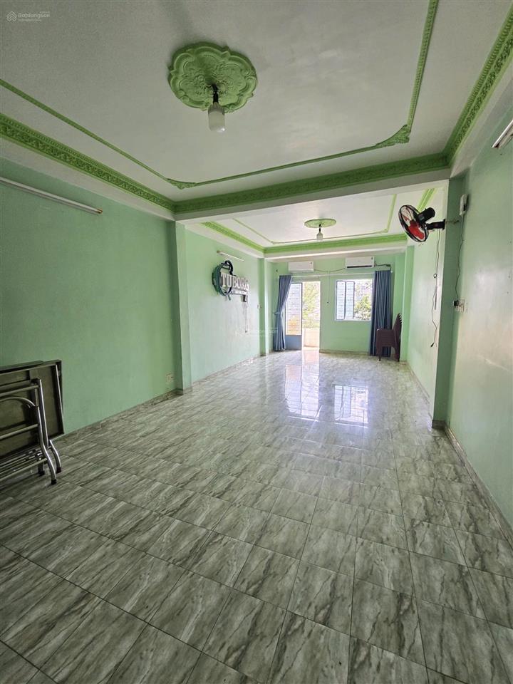 Mặt tiền 419 minh phụng, phường 10, quận 11