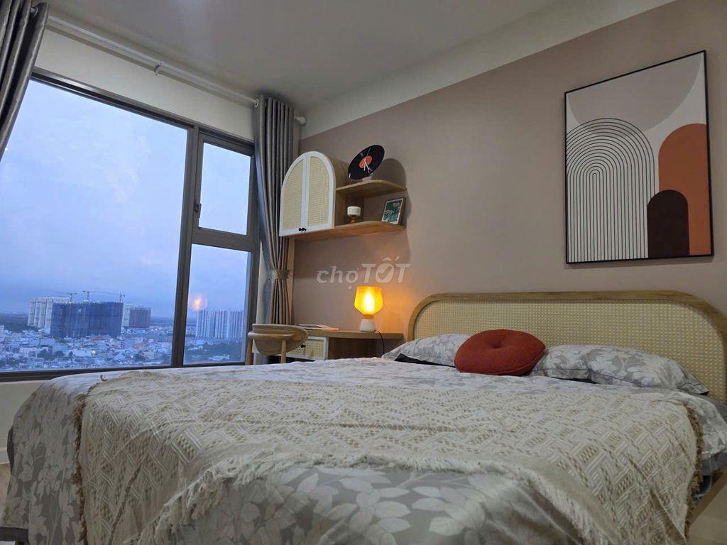 Căn hộ Skyline 72m2, Quận 7, sổ hồng sẵn, nội thất mới 99%