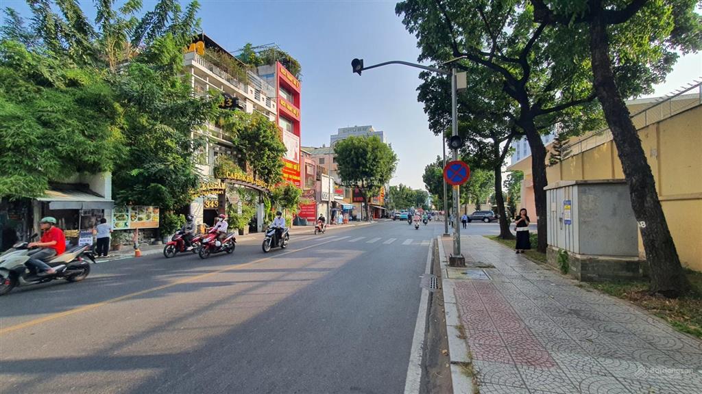 Bán toà nhà siêu đẹp mạc đĩnh chi, quận 1 12.5x20m  hầm 7 tầng  hđt 800 tr/tháng. chỉ 199.9tỷ tl