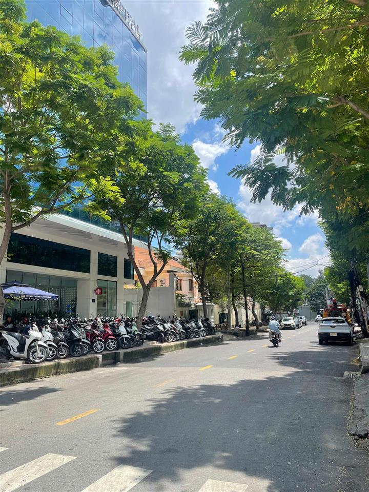 Tòa building 2 mt nguyễn trãi + nguyễn cảnh chân, q1 15x30m 2 hầm 10 tầng  hđt 12 tỷ/năm 400 tỷ