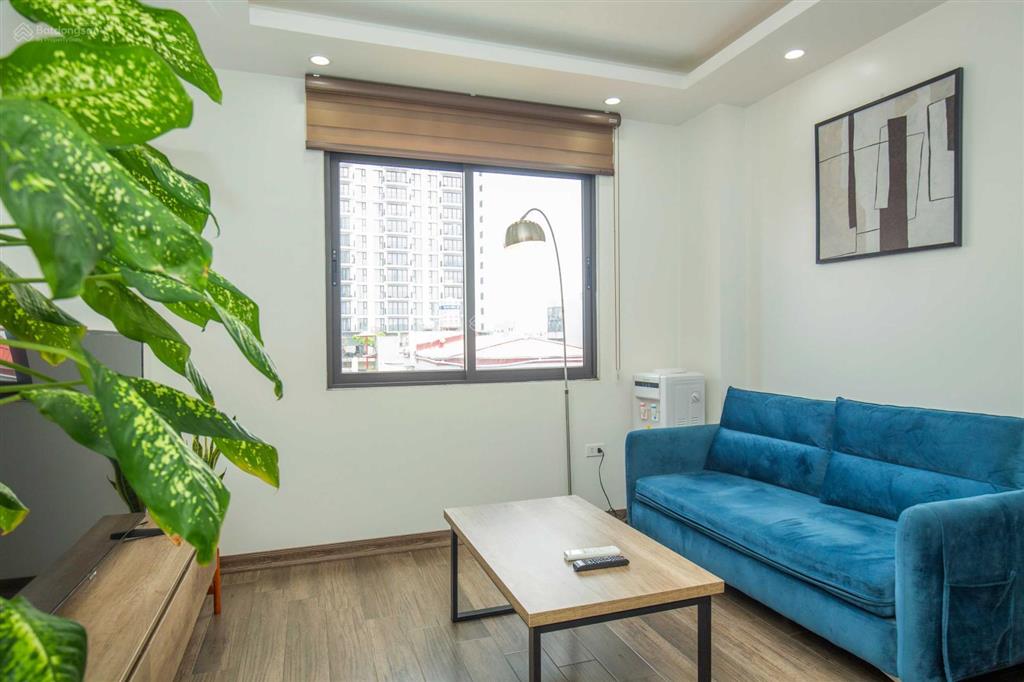 Cho thuê căn hộ 1 phòng ngủ đầy đủ đồ, tầng cao view thoáng, ngõ ô tô yên tĩnh, quảng an, tây hồ