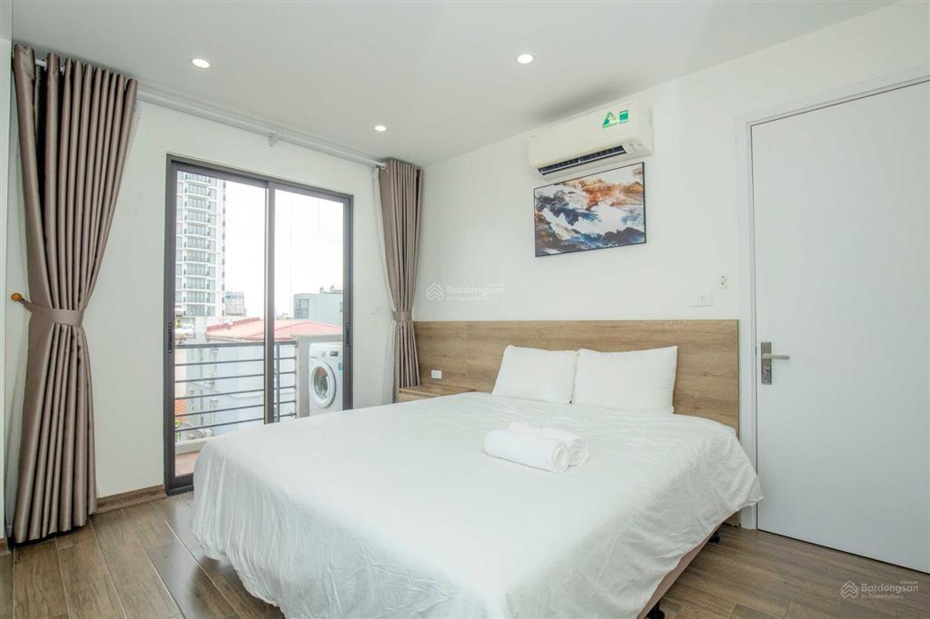 Cho thuê căn hộ 1 phòng ngủ đầy đủ đồ, tầng cao view thoáng, ngõ ô tô yên tĩnh, quảng an, tây hồ