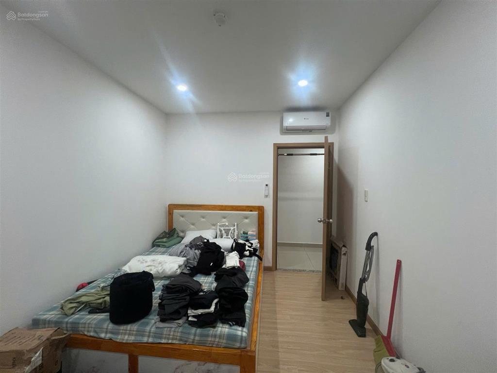 Cho thuê căn ctl tower. tầng trung. giá 10 tr/tháng, 68 m2, 2pn, 2wc, full nội thất. 0971 801 ***