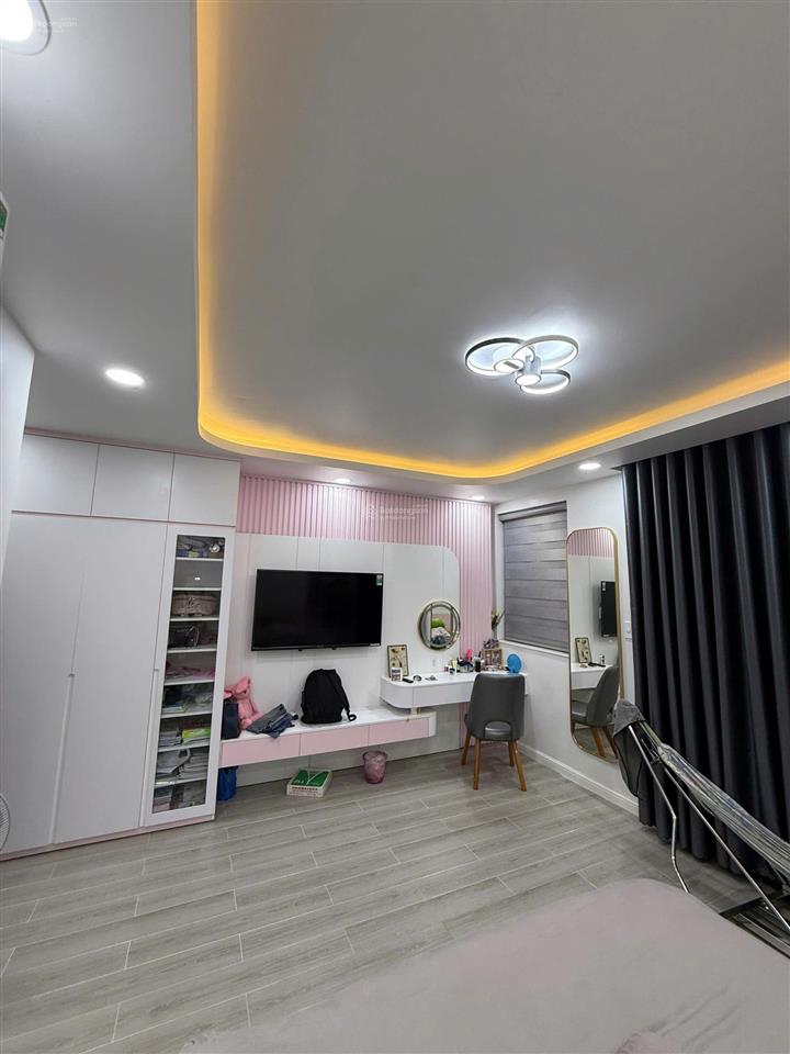 Bán chuyển nhượng nhà phố senturia nam sài gòn  giá tốt chỉ 6,6 tỷ