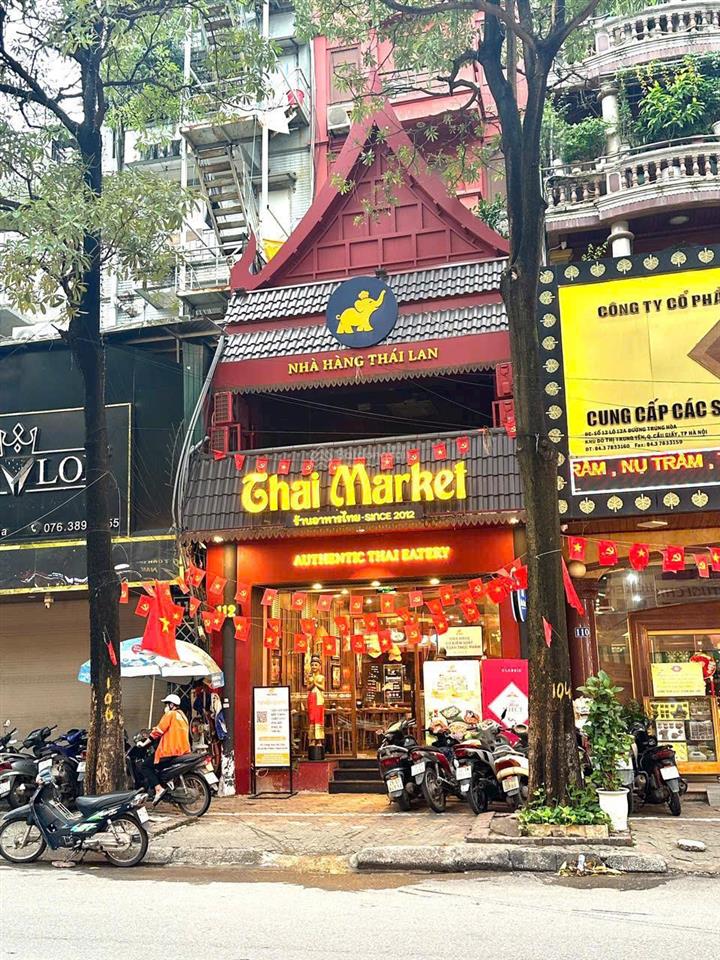 Siêu phẩm cho thuê nhà mặt phố tại hàng gai, dt 70m² x 3 tầng, mt 3,5m. phù hợp với mọi mô hình kd